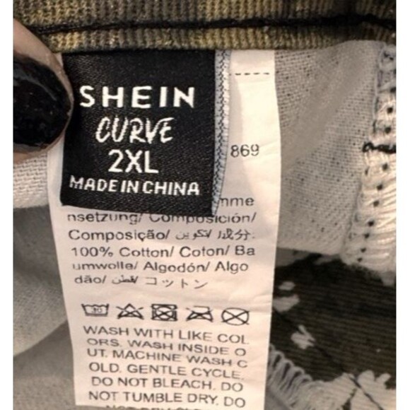 Shein Womens Camo Denim Skirt 2xl with Side Cargo Pockets and Frayed hem - Picture 4 of 4